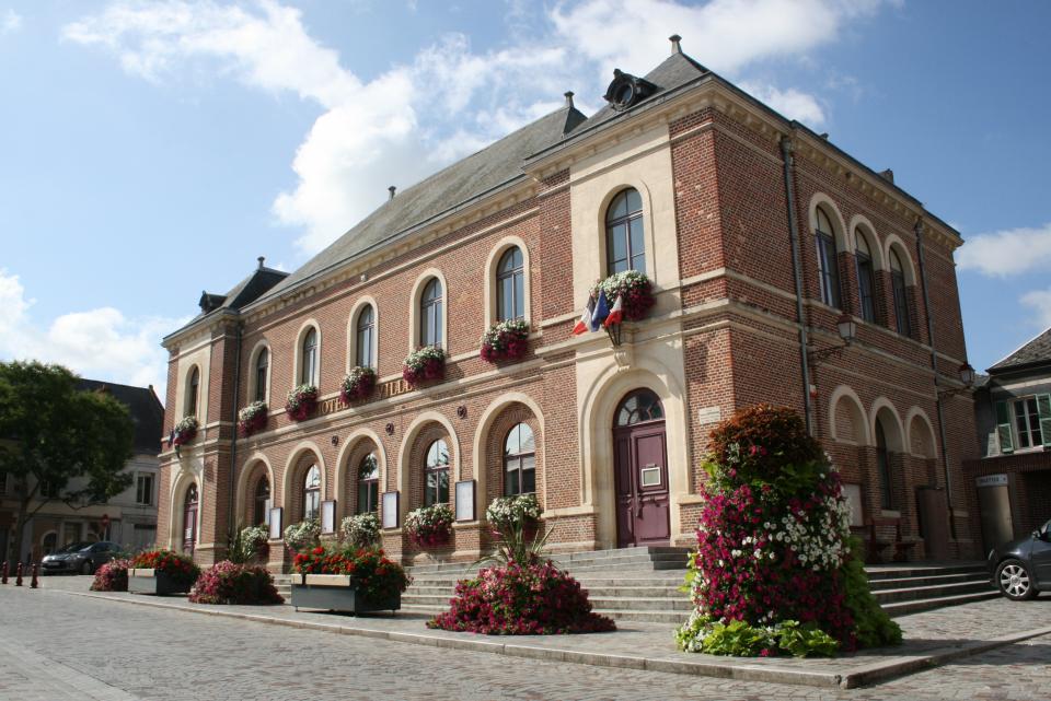 HÔTEL DE VILLE